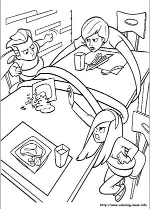 Incredibles Coloring Pages Free Dash and Violet Fighting